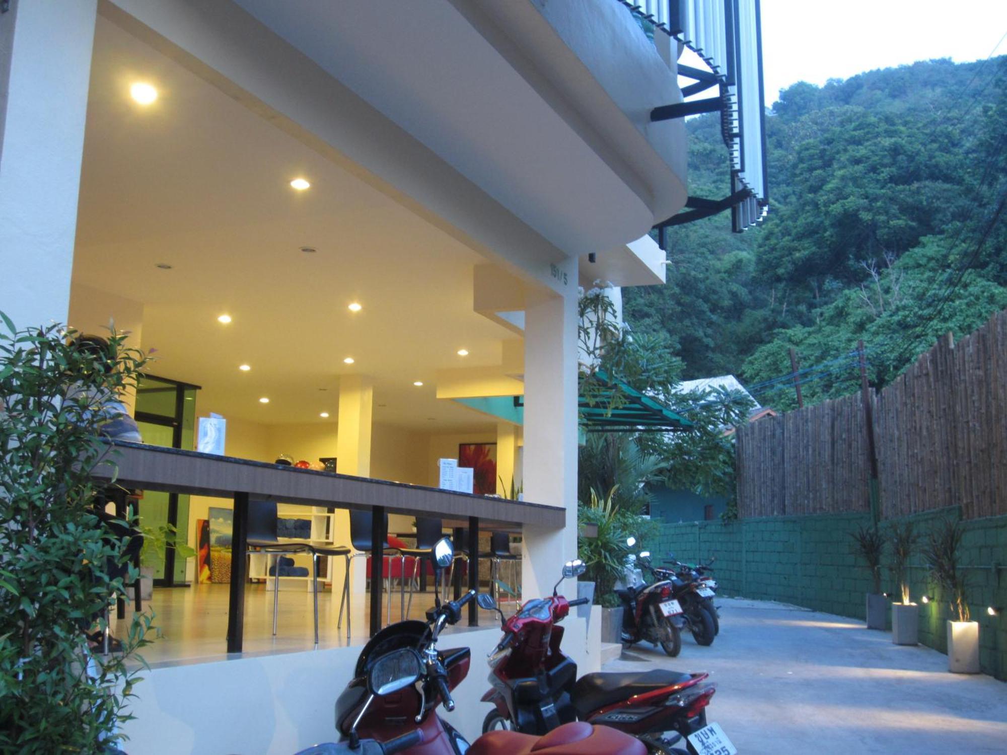 The Wave Hotel Patong Sha Пхукет Екстер'єр фото