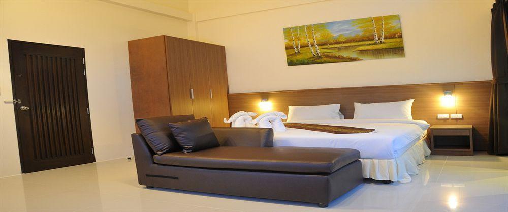 The Wave Hotel Patong Sha Пхукет Екстер'єр фото
