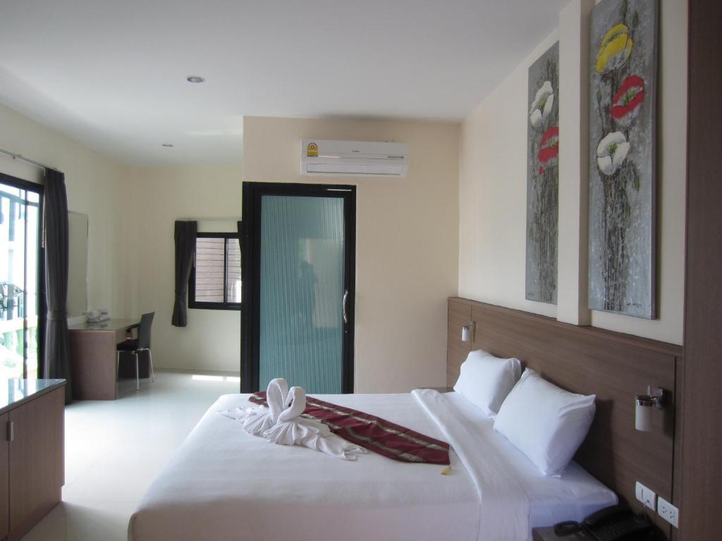 The Wave Hotel Patong Sha Пхукет Номер фото