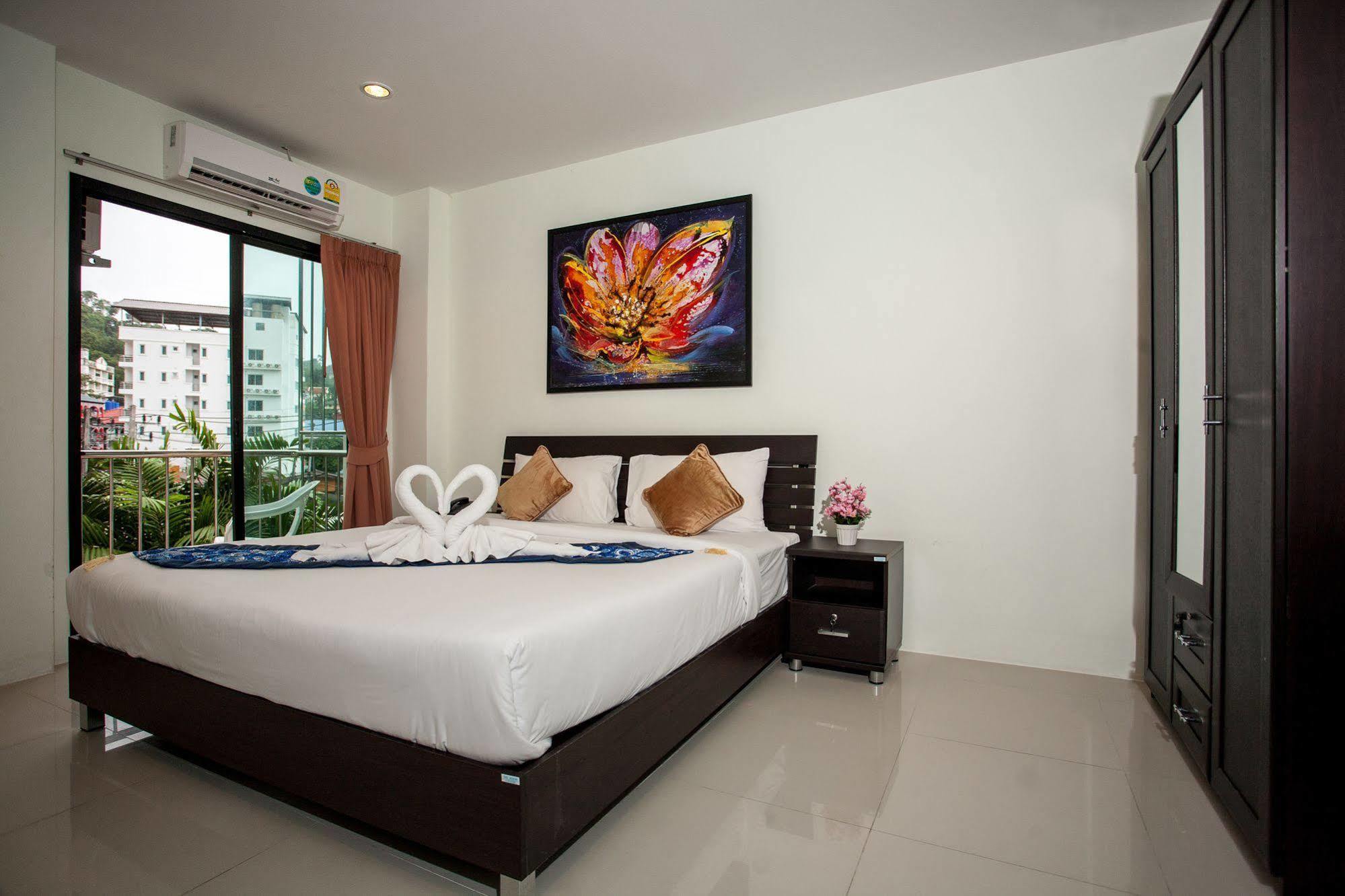 The Wave Hotel Patong Sha Пхукет Екстер'єр фото