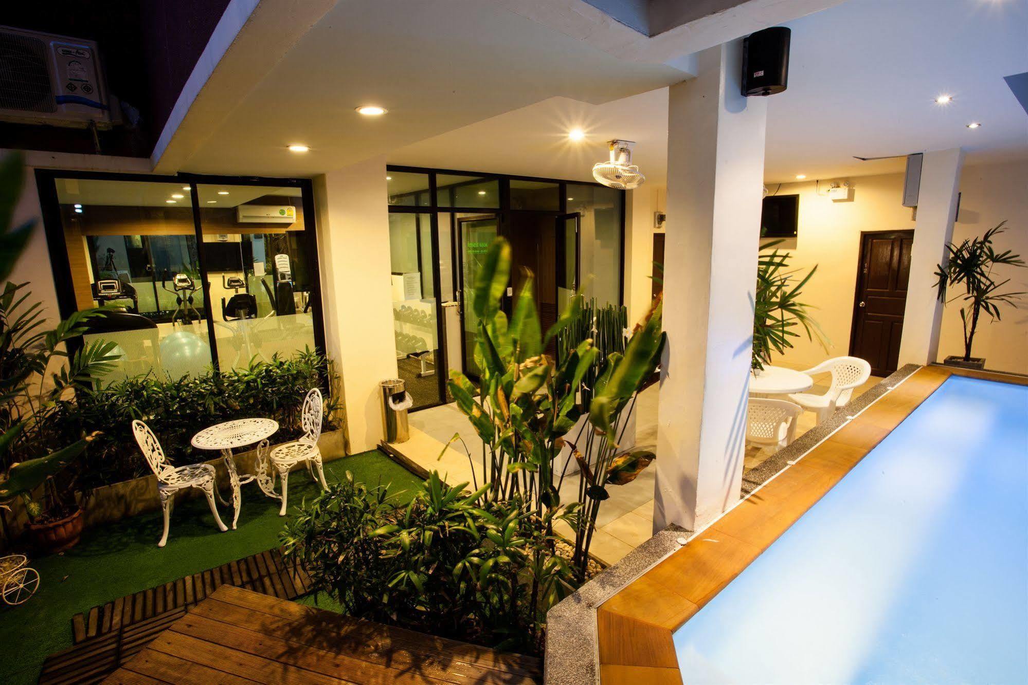 The Wave Hotel Patong Sha Пхукет Екстер'єр фото